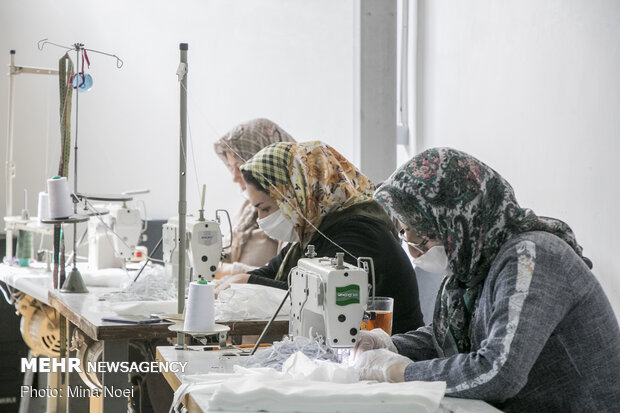 کارگاه تولید ماسک در مسجد