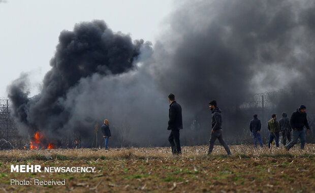 VIDEO: Greek police clash with migrants at Turkish border