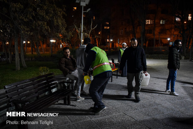 Mobilization of people for disinfecting public places in Tehran 