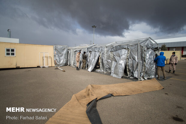 Deploying field hospital in Qazvin 