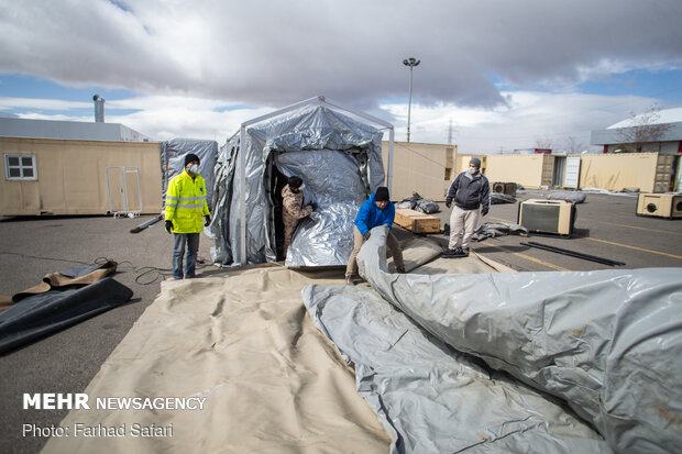 Deploying field hospital in Qazvin 