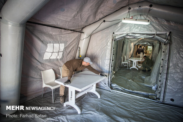 Deploying field hospital in Qazvin 