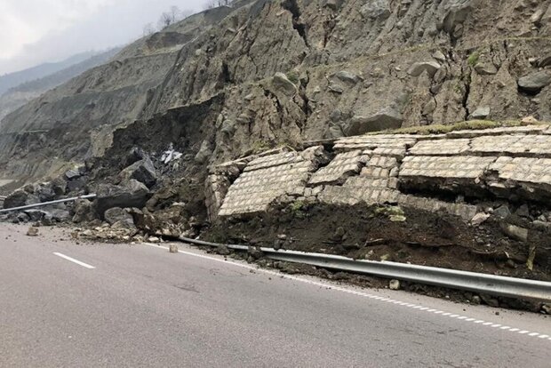 بازگشایی موقت جاده آب پری - نور