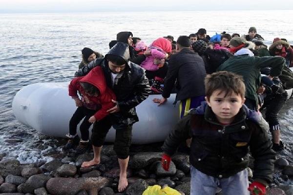 ترکیه خواهان بازگشایی دروازه های یونان به روی مهاجران شد