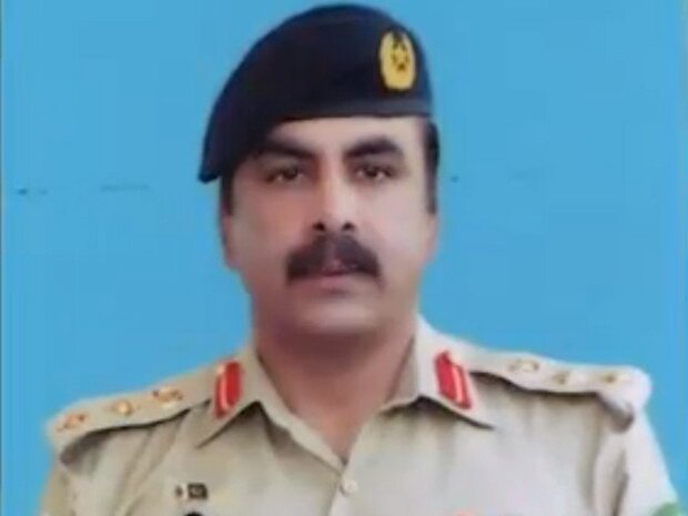 وہابی دہشت گردوں کے حملے میں پاکستانی فوج کا کرنل ہلاک وہابی دہشت گردوں کے حملے میں پاکستانی فوج کا کرنل ہلاک