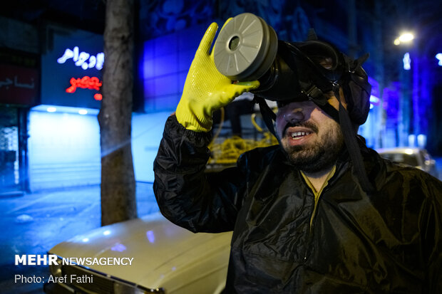 Volunteer Basij forces disinfect public places of Shahriar