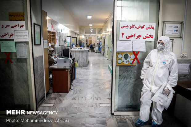 Doctors, nurses at forefront of war on coronavirus in Masih Daneshvari Hospital
