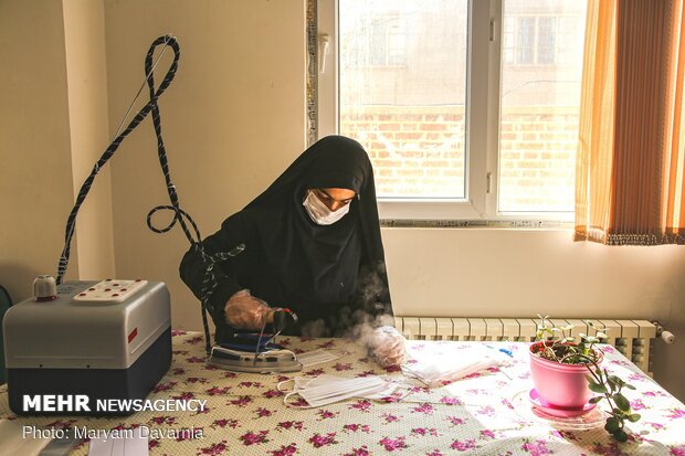 تولید ماسک و گان توسط خواهران جهادگر خراسان شمالی