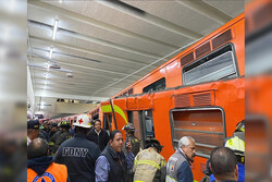 برخورد ۲ قطار در پایتخت مکزیک با یک کشته و ۴۱ زخمی