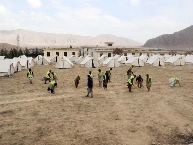 پاکستان نے تفتان بارڈر پر 4 ہزار زائرین کو بغیر ٹیسٹ کے قرنطینہ میں رکھ دیا