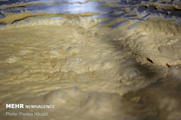 پخت نان در خانه