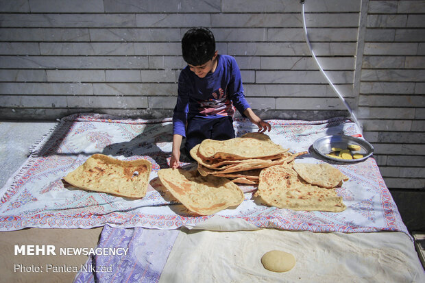پخت نان در خانه