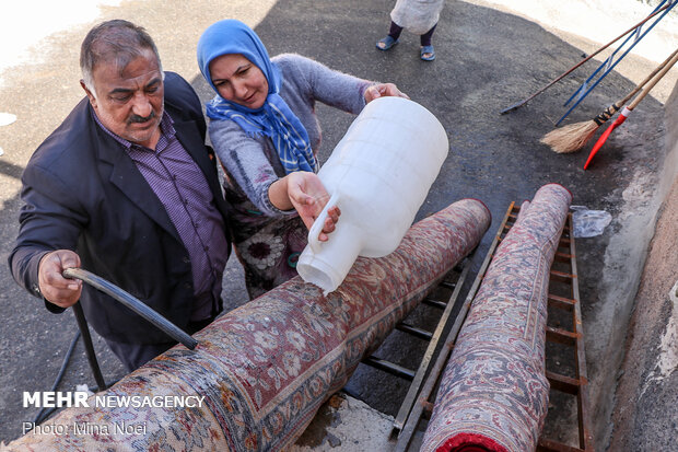 Carpet cleaning on eve of Nowruz in Tabriz