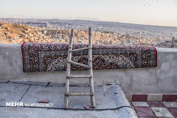 Carpet cleaning on eve of Nowruz in Tabriz