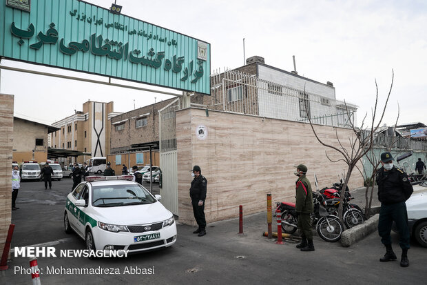 ضد عفونی کردن مقر های انتظامی تهران بزرگ