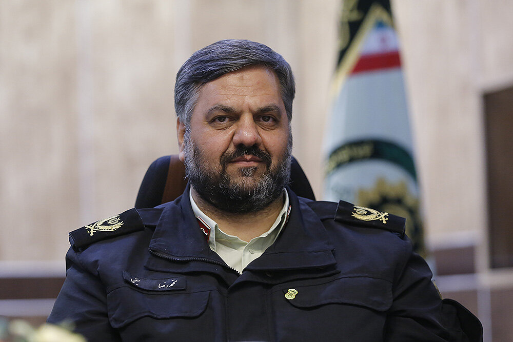 کشف ۱۲۰ میلیارد کالا و ارز قاچاق کشف ۱۲۰ میلیارد کالا و ارز قاچاق