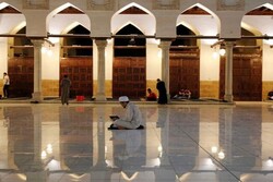 لغو نمازهای جمعه و جماعت در مساجد مصر