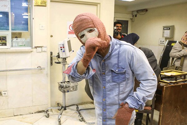 ۲۲ نفر در چهارشنبه سوری اصفهان مصدوم شدند/تخلیه چشم پسر ۲۲ ساله