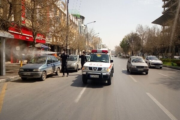  معابر و سطوح شهری مشهد برای مقابله با کرونا ضدعفونی شد