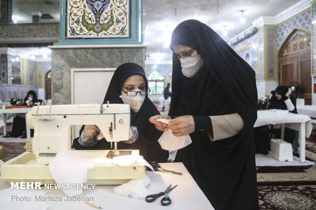 Workshop for producing face mask in Ahvaz
