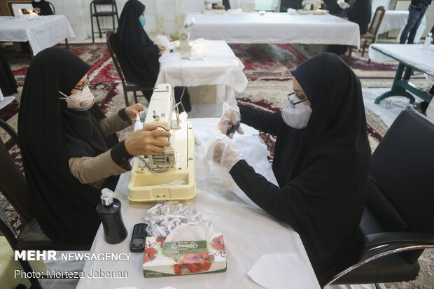 Workshop for producing face mask in Ahvaz
