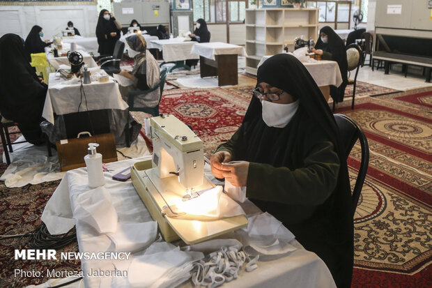 Workshop for producing face mask in Ahvaz
