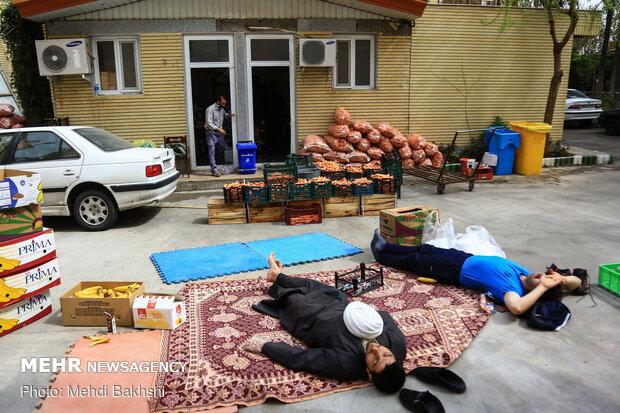 Volunteer forces in Qom hospitals on eve of New Year