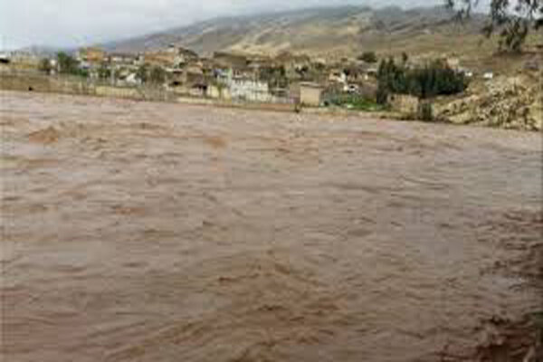 وقوع سیلاب در زنجان/هوا سرد می شود