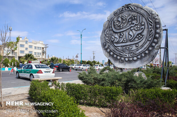 غربالگری مسافران در تنها ورودی باز یزد