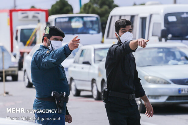 Passengers are tested for coronavirus in Yazd entrance