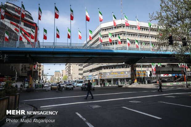 تقاطع خیابان حافظ و جمهوری ساعت 11:20 روز سه شنبه 5 فروردین 99