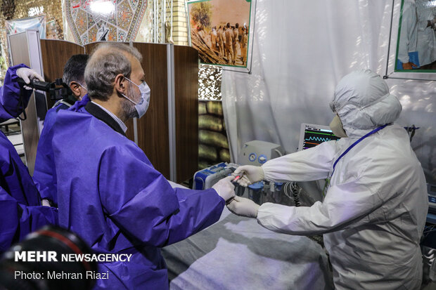 Parl. speaker Larijani visits IRGC temporary hospital