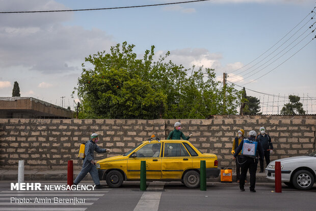 Şiraz kentinde koronavirüs salgınına karşı mücadele