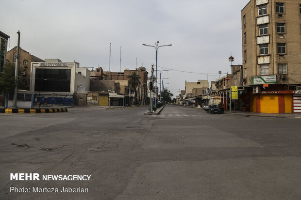 Streets in Ahvaz deserted under Covid-19 outbreak