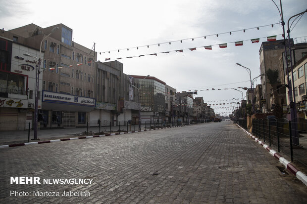 Streets in Ahvaz deserted under Covid-19 outbreak