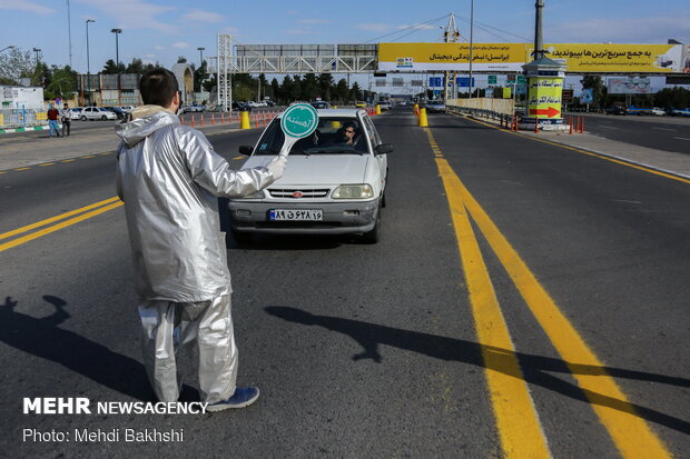 Travel restrictions in Tehran-Qom road due to coronavirus
