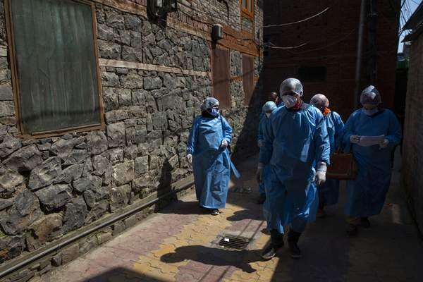 شمار قربانیان ویروس «کووید- ۱۹» در ایتالیا از مرز ۱۰،۰۰۰ تن گذشت