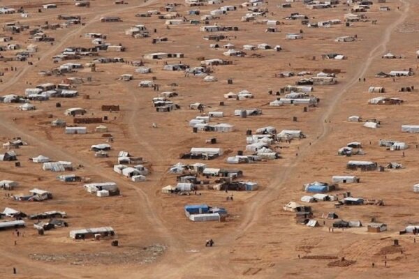 Suriye ve Rusya: ABD Rukban kampındaki teröristlere silah taşıyor