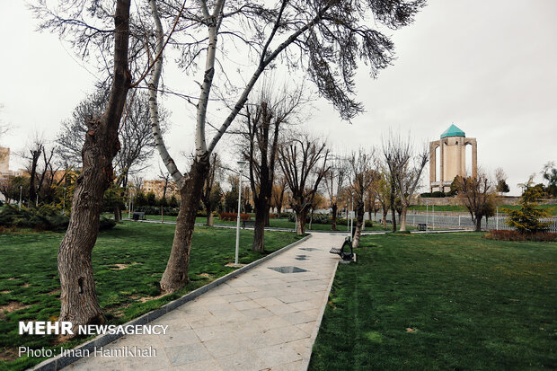 Iranians do not celebrate Nature Day in fight against coronvairus