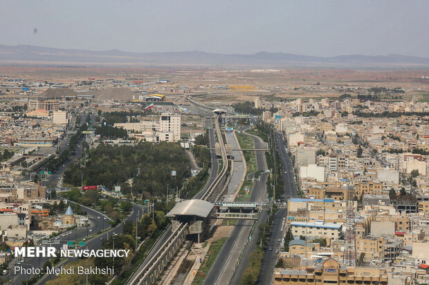 تصاویر هوایی شهر قم در روز طبیعت