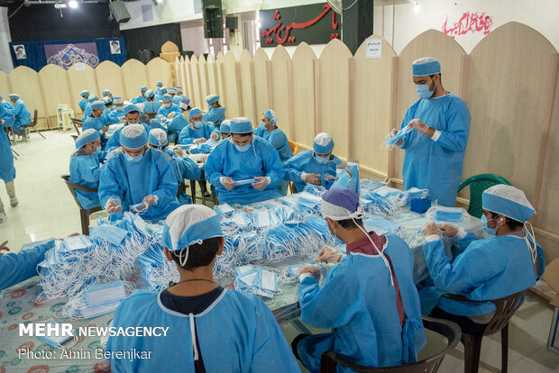 Volunteer groups produce 20,000 masks in Shiraz