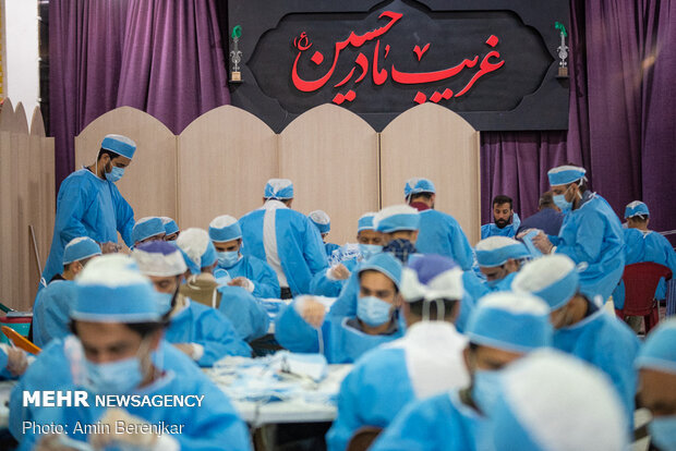 Volunteer groups produce 20,000 masks in Shiraz