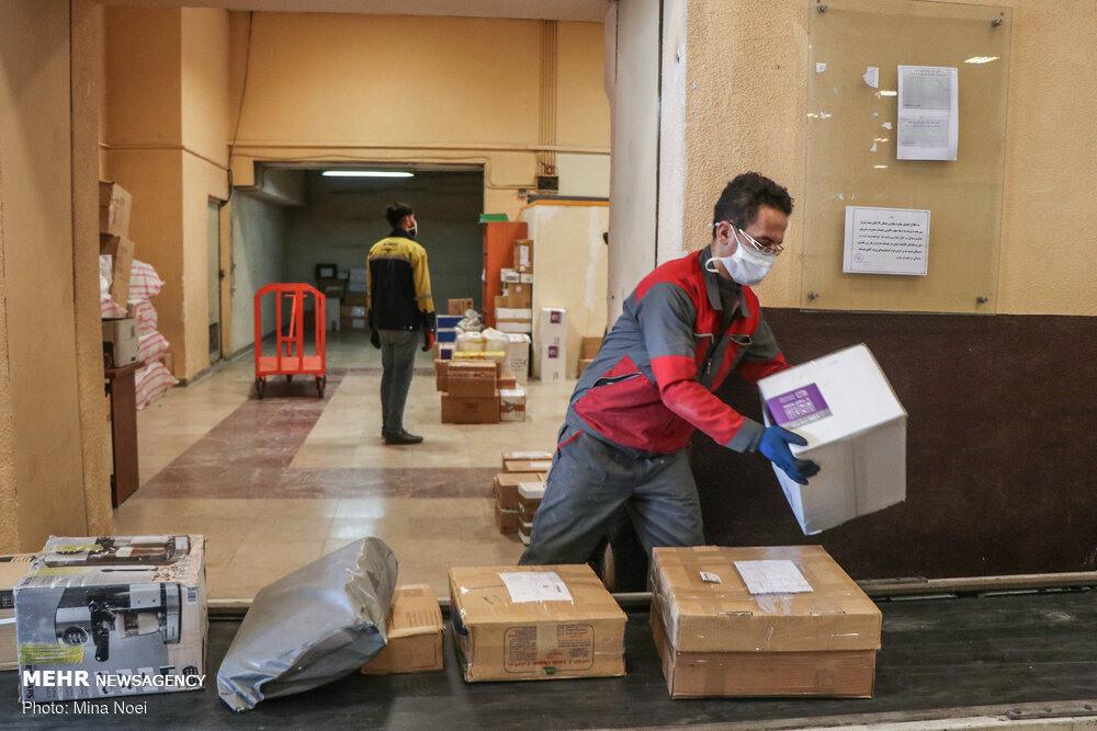 ارسال ۹۰۰ بسته پستی از گمرک امانات پستی کرمانشاه به خارج از کشور