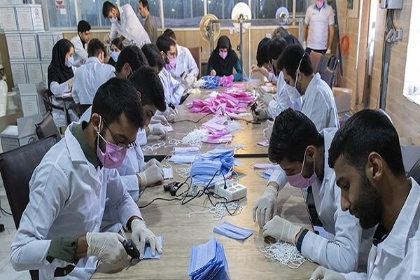 تولید ماسک و مواد ضدعفونی در قرارگاه «شهید سردار قاسم سلیمانی»