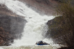 سر ریز شدن سد تنگ مهر در جنوب فارس