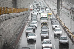 ترافیک نیمه سنگین در اغلب محورهای منتهی به پایتخت