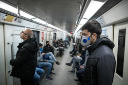 عرضه ماسک یارانه‌ای در ایستگاه های مترو و اتوبوس