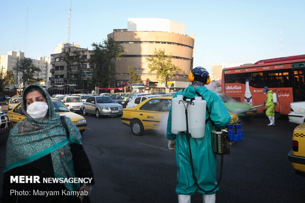 Bio-Defense Drill staged in Vali-e Asr Square of Tehran amid outbreak