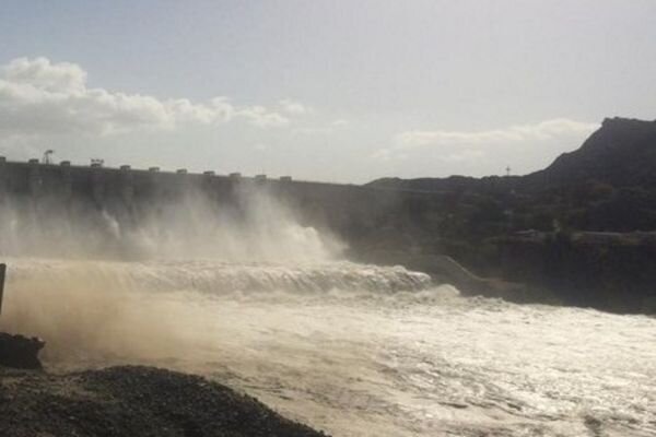 VIDEO: Joveyn dam overflows 