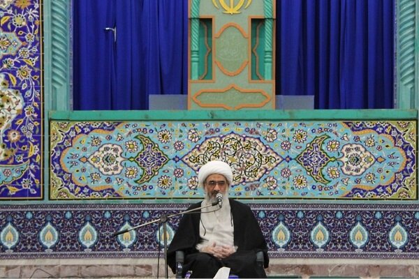 روحانیت استان بوشهر در همه عرصه‌ها مشغول به خدمت هستند